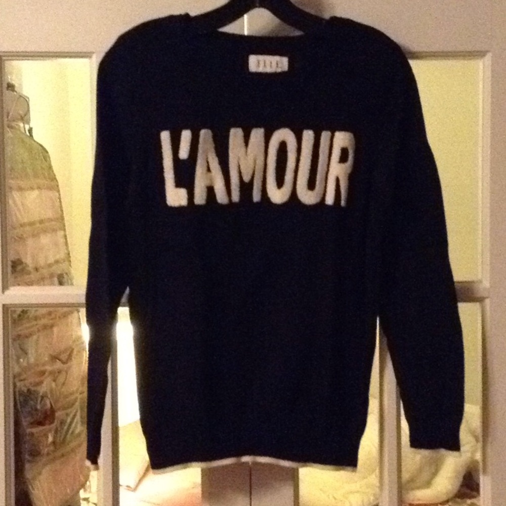 Chic Sweater - image 1